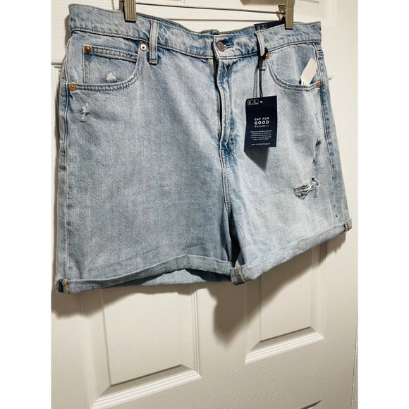 NWT GAP Denim High Rise Mom Shorts Jean Shorts Distressed Women’s Size 16/33 - Picture 2 of 3
